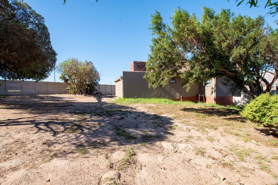 3 Bedroom Property for Sale in Vredenburg Western Cape